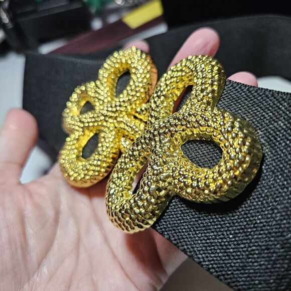 Vtg Black Elastic Stretch Belt Gold Tone Floral Clover Bow Knot Buckle Up To 31" - Picture 2 of 10